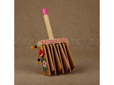 Трещотка пластинчатая на ручке (дерево, 2 категория) Трещотка пластинчатая на ручке (дерево, 2 категория)